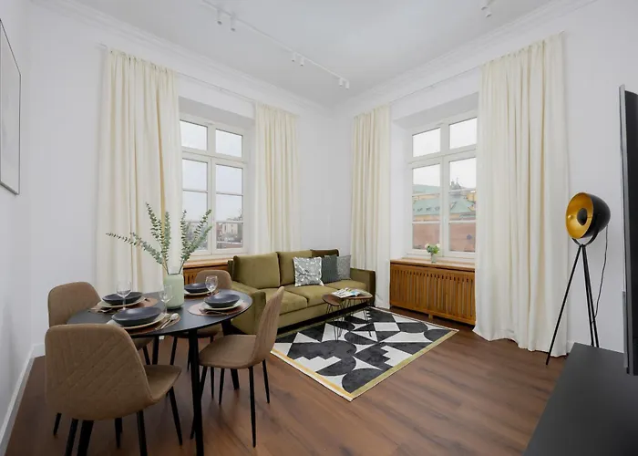 Heart Of The Old Town Royal Apartments By Noclegi Renters